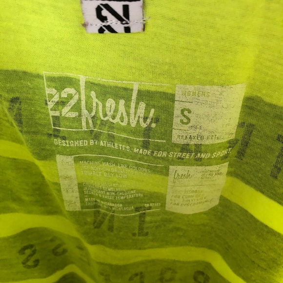 22 Fresh Crop Tank - Picture 3 of 4